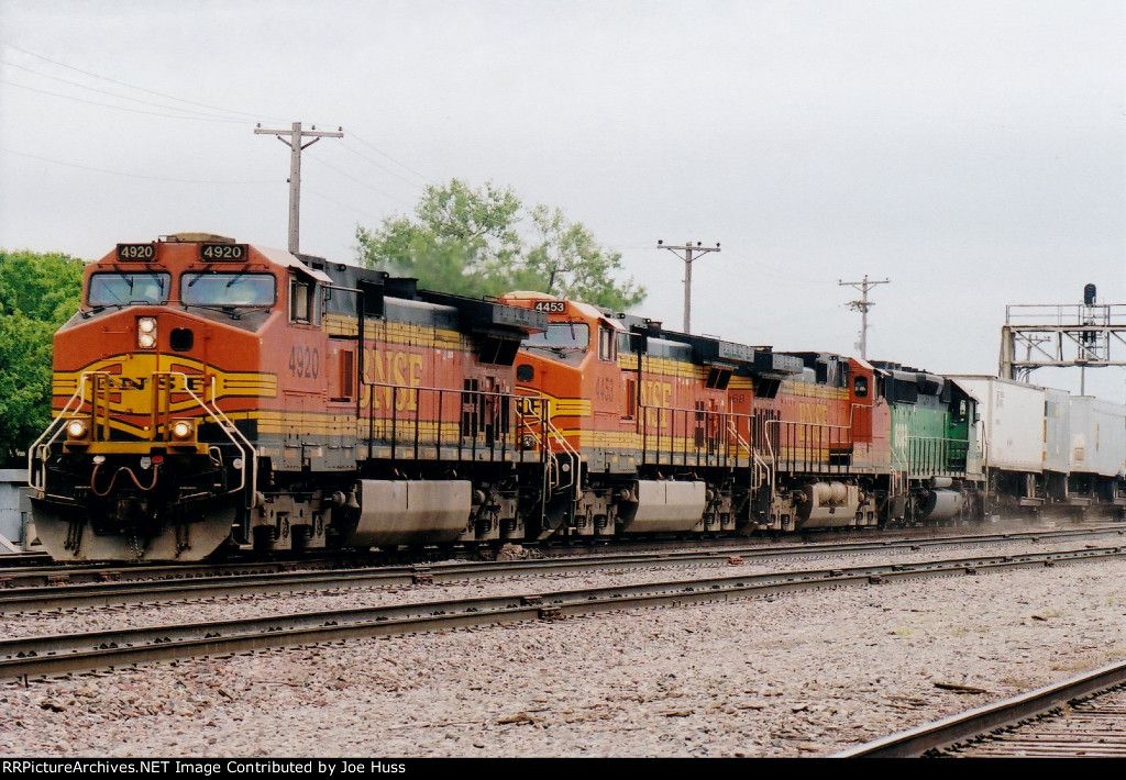 BNSF 4920 West